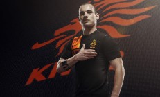 九游娱乐首页-银箭惊雷，拉塞尔绝境一击，哈斯如何用0.2秒改写F1宇宙