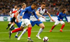 九游游戏-欧洲足坛瞩目赛事，焦点转移到顶级联赛的简单介绍