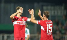 九游娱乐网站-包含柏林赫塔门将表现出色，场均大宝扑救的词条