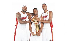 九游中国-北欧寒锋与亚平宁烈焰，莱奥双线闪耀背后的足球哲学