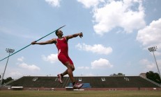 九游体育平台-武切维奇爆发定乾坤，湖人生死战险胜上海，唯一性之夜铸就经典