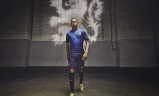 九游游戏-天山脚下到北境雪原，当新疆队遇上恩比德，攻防转换的篮球哲学对话