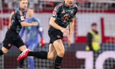 九游娱乐官方-弗赖堡惨遭绝杀，德国足球联赛抢分战告负的简单介绍