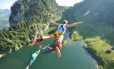 九游娱乐官方-乔治爆发，步行者正面击溃山西队，一场定义性的胜利