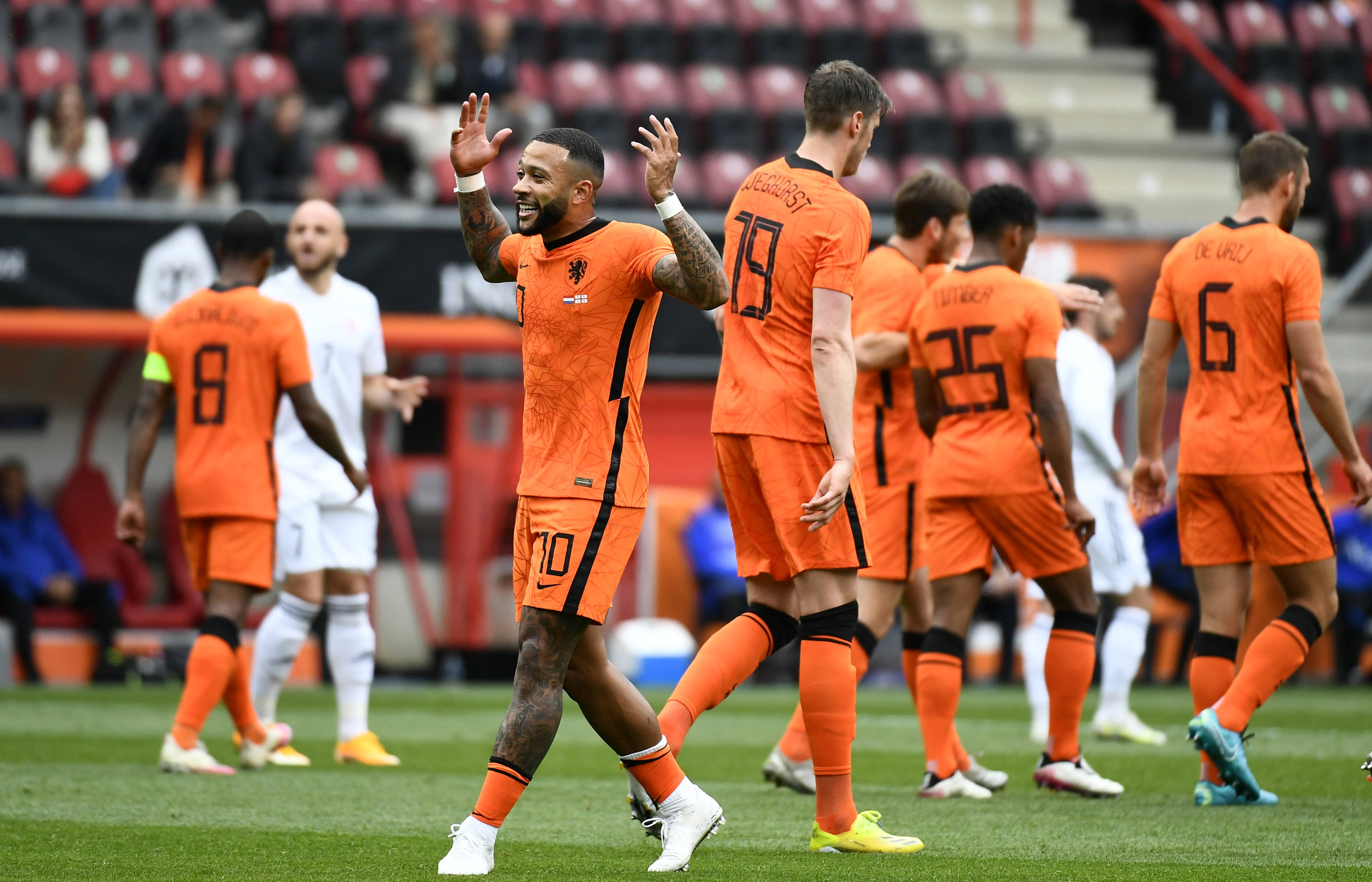 荷兰队将在挪威进行一场紧张对决 荷兰队将在挪威进行一场紧张对决