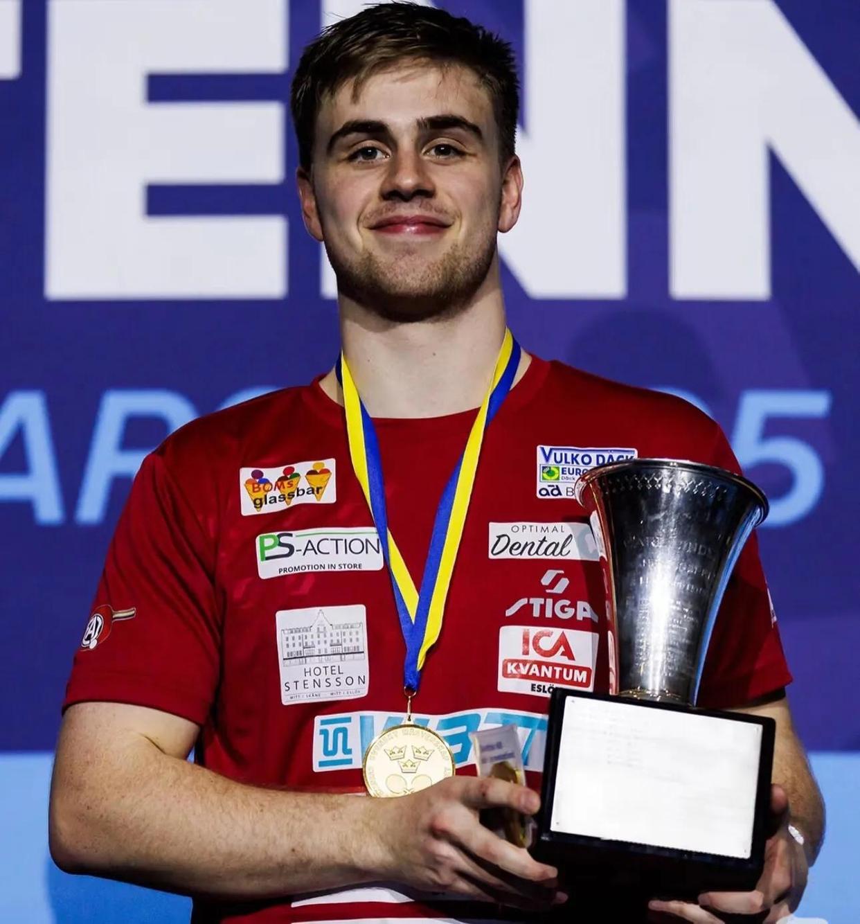 瑞典国家队成功过关斩将,晋级欧锦赛半决 瑞典国家队成功过关斩将,晋级欧锦赛半决