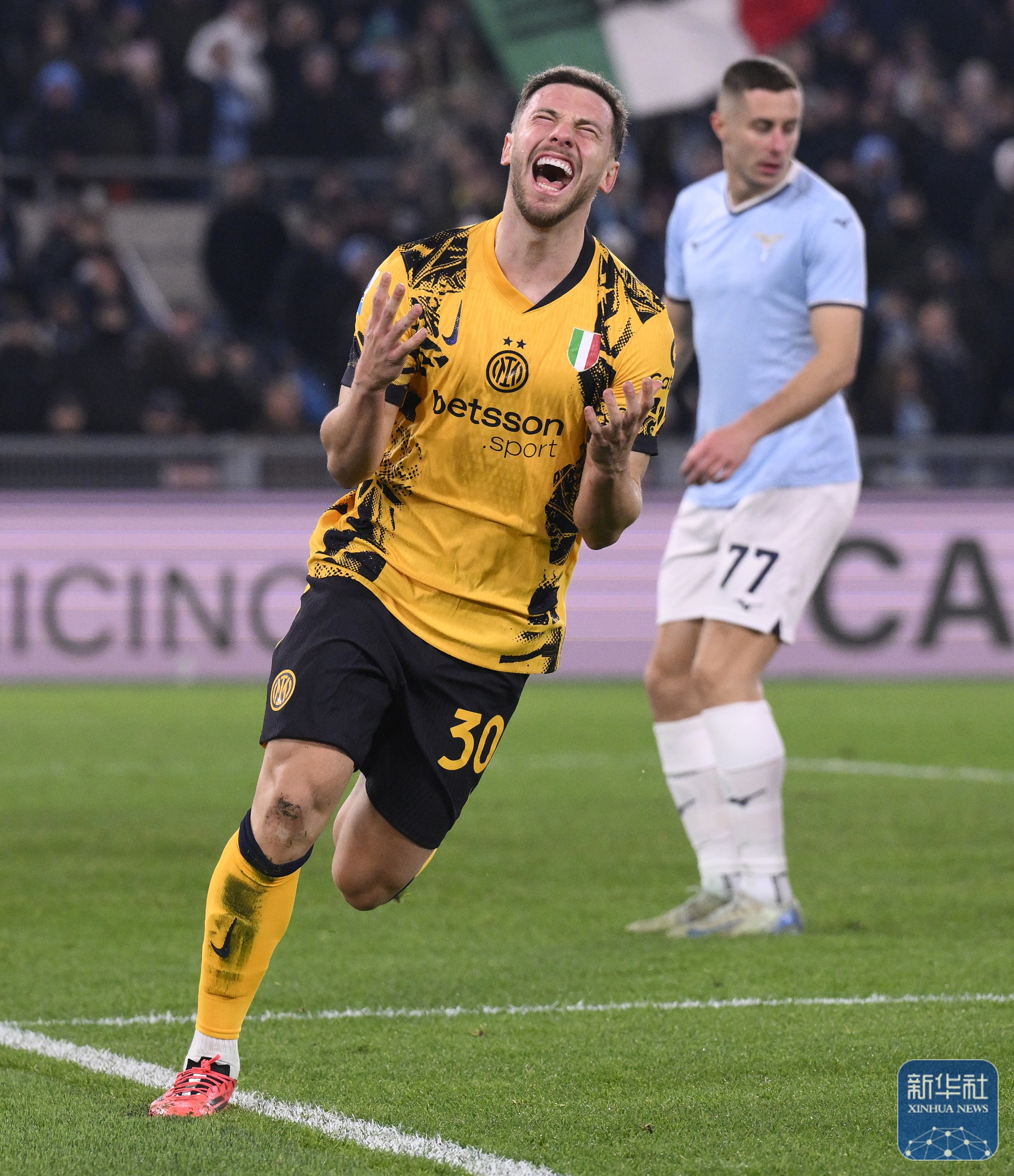 包含拉齐奥主场大胜维罗纳,因莫比莱梅开二度的词条 包含拉齐奥主场大胜维罗纳,因莫比莱梅开二度的词条