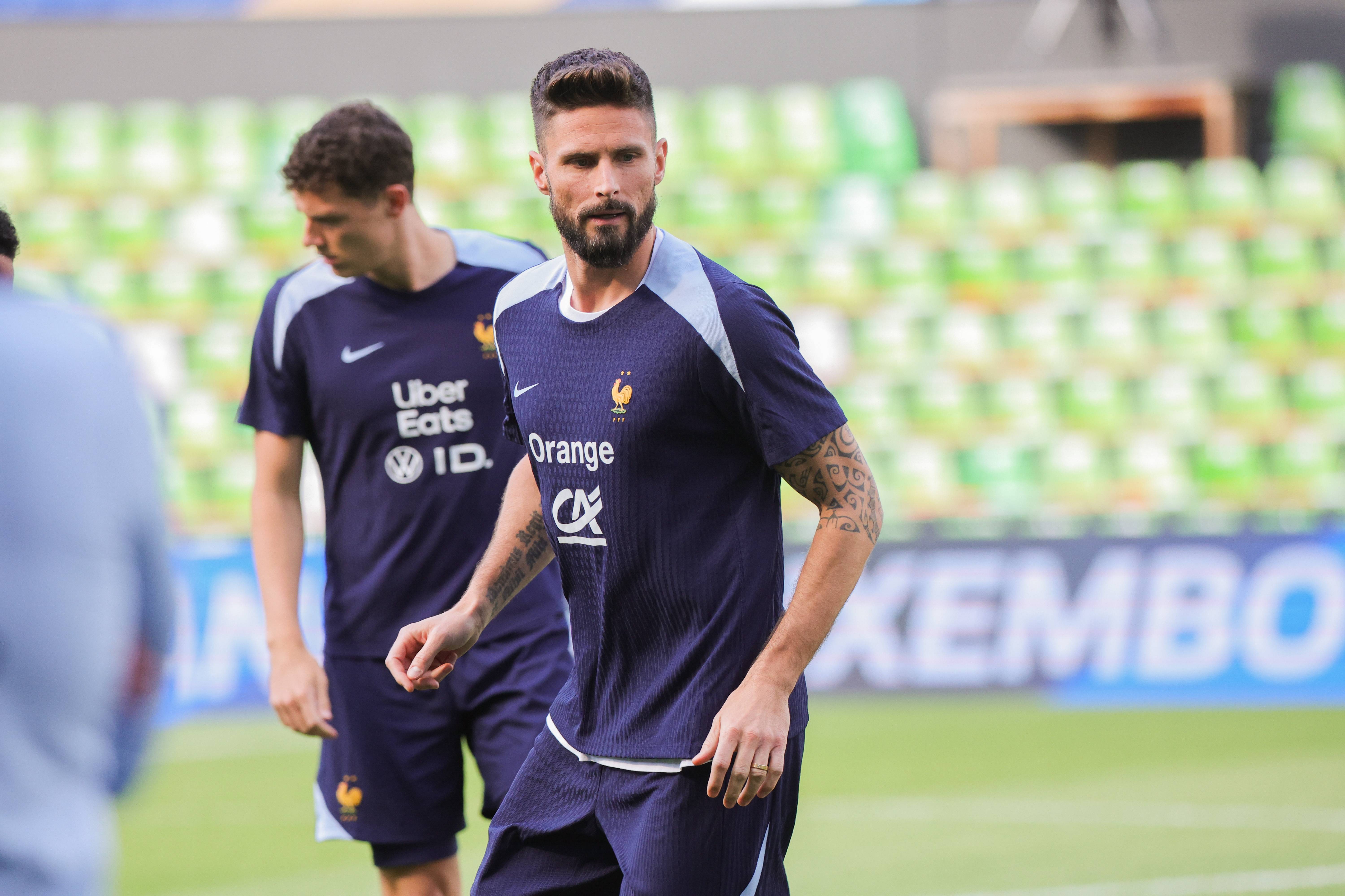 法国球队备战国内杯赛，争夺冠军