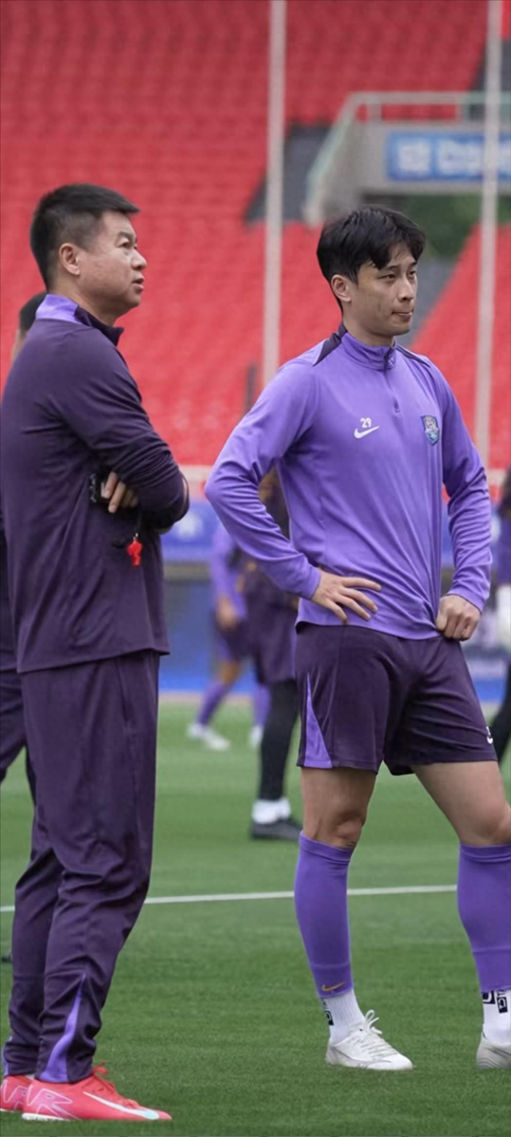 包含北马其顿国脚实力平稳，未能晋级下一阶段的词条