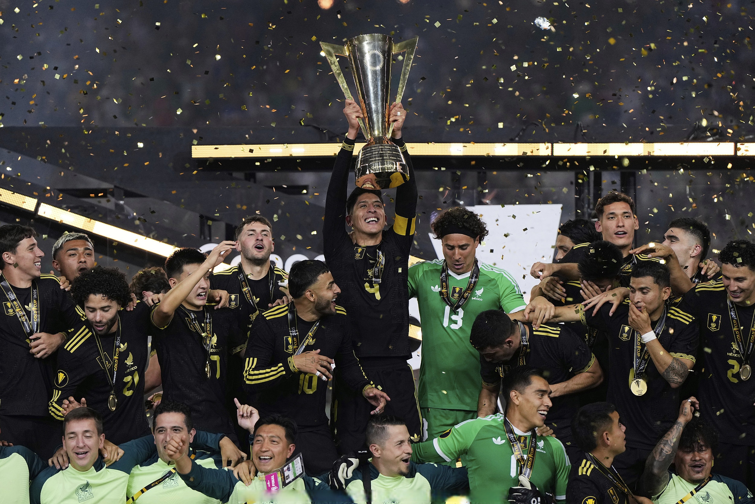 乌克兰球员在墨西哥比赛中取得胜利