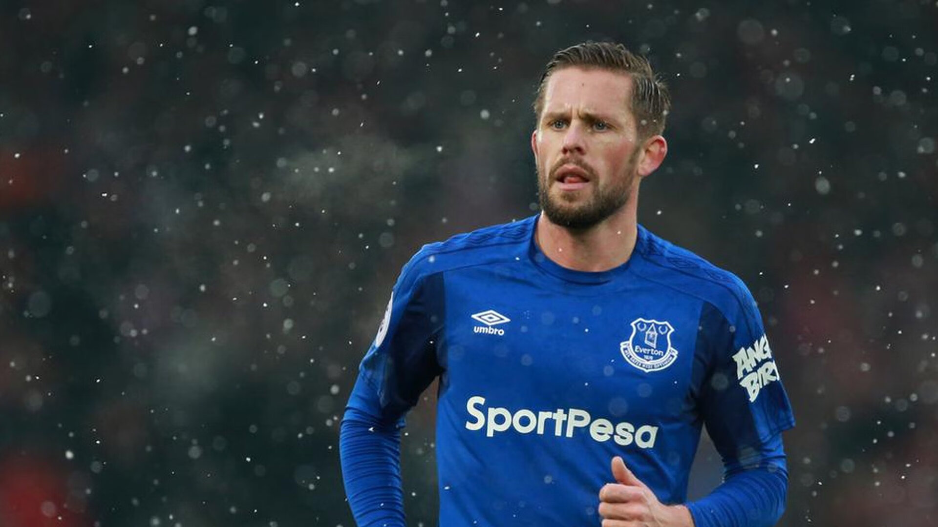 雷霆新王登基,马克西关键时刻一锤定音,勇士王朝再响警钟